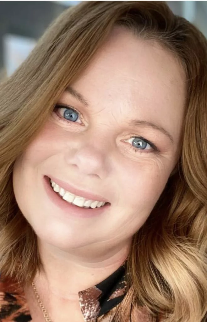 Erika Lindstrom Erika Lindstrom